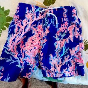 Boys lily swim trunks size 2-3T